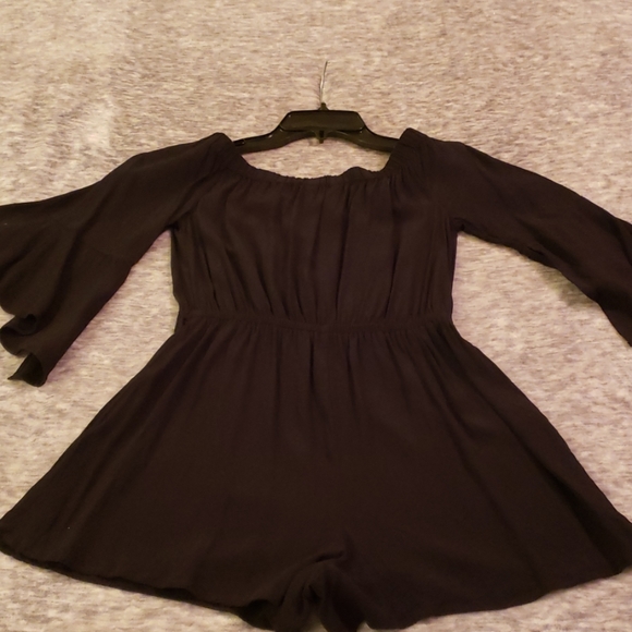 Express Romper - Picture 3 of 3